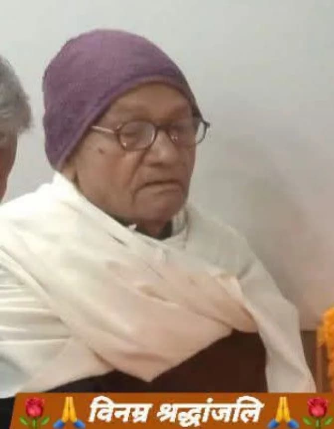 लोक संस्कृति के साधक आदिवासी लोकगीतों को सहेजने में अहम भूमिका न‍िभाने वाले डा. अर्जुन दास केसरी का निधन