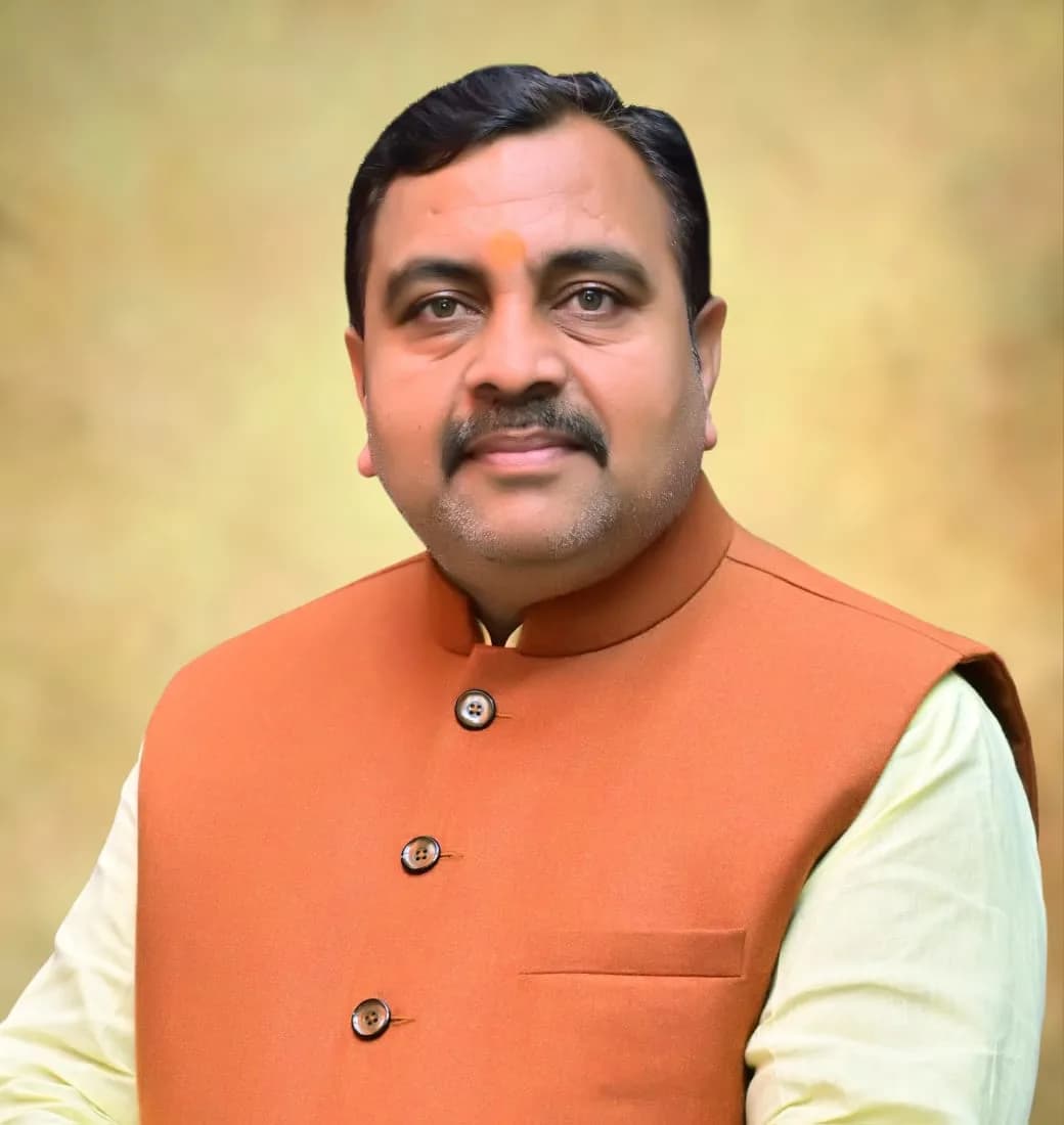 अवैध अस्पतालों पर सख्ती हो, जिम्मेदार नोडल अधिकारियों पर भी दर्ज हो एफआईआर- धर्मवीर तिवारी